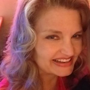 Meet your Posher, Lori